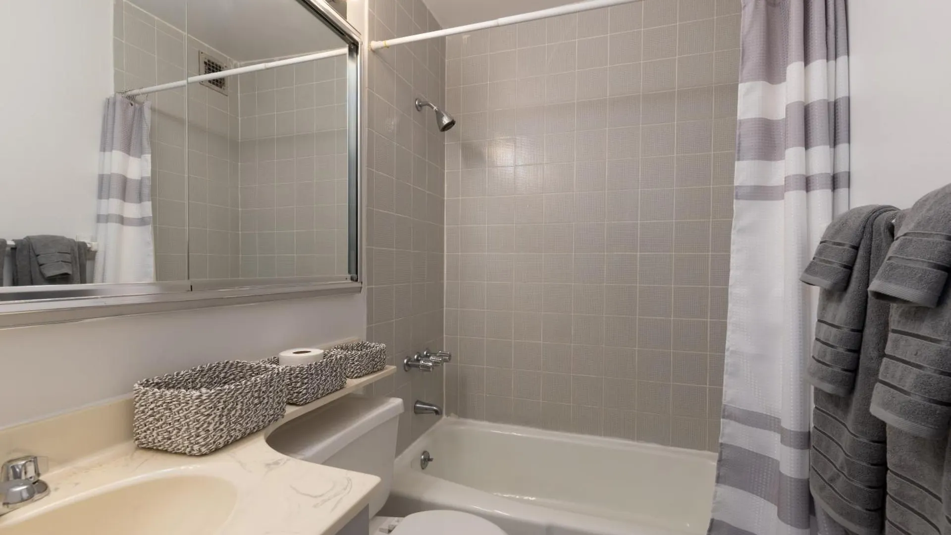 Amazing Furnished 1 Bedroom Penthouse Midtown West Нью-Йорк 0*,