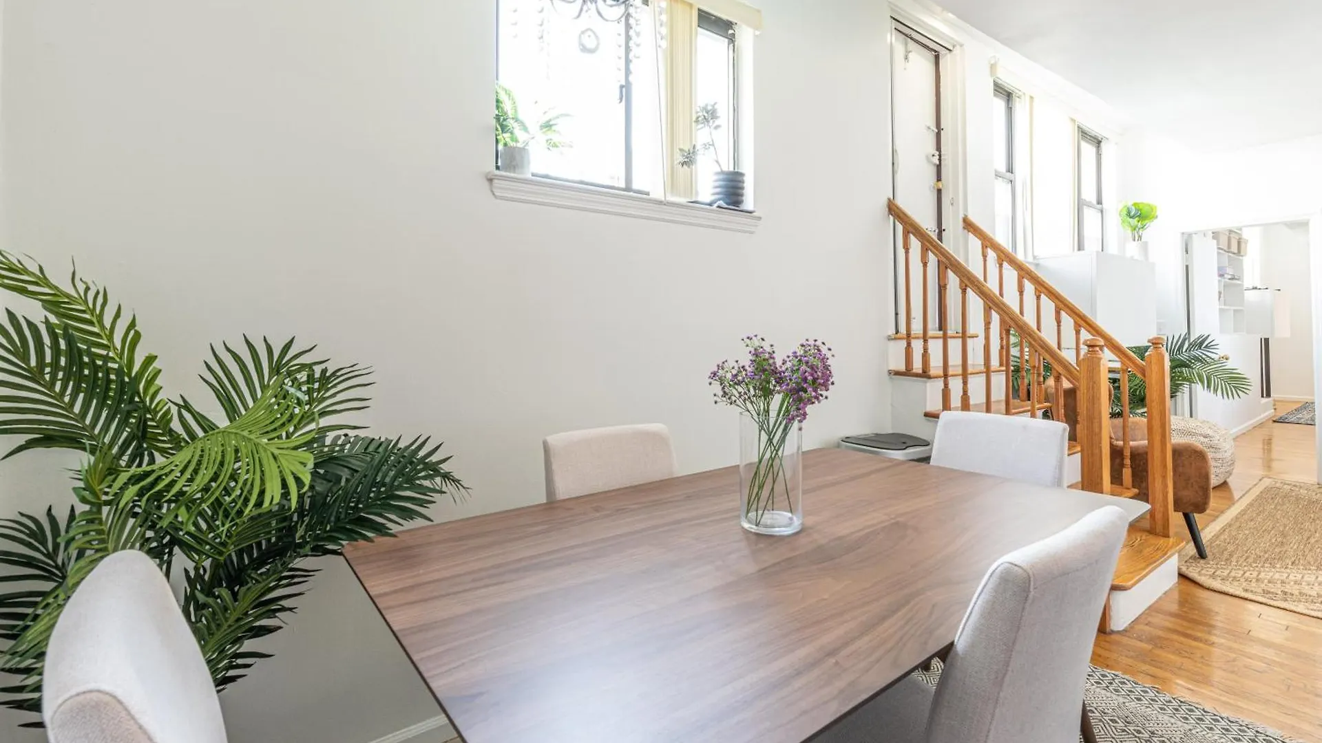 Апартаменты Amazing Furnished 1 Bedroom Penthouse Midtown West Нью-Йорк США
